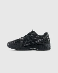 Cheap New Balance 1906A black