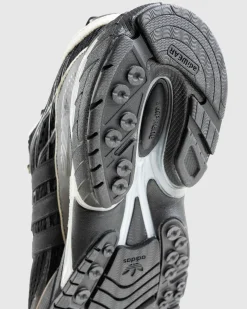New adidas Adistar Cushion Core Black/Dark Brown/Earth Strata cblack/dbrown/earstr