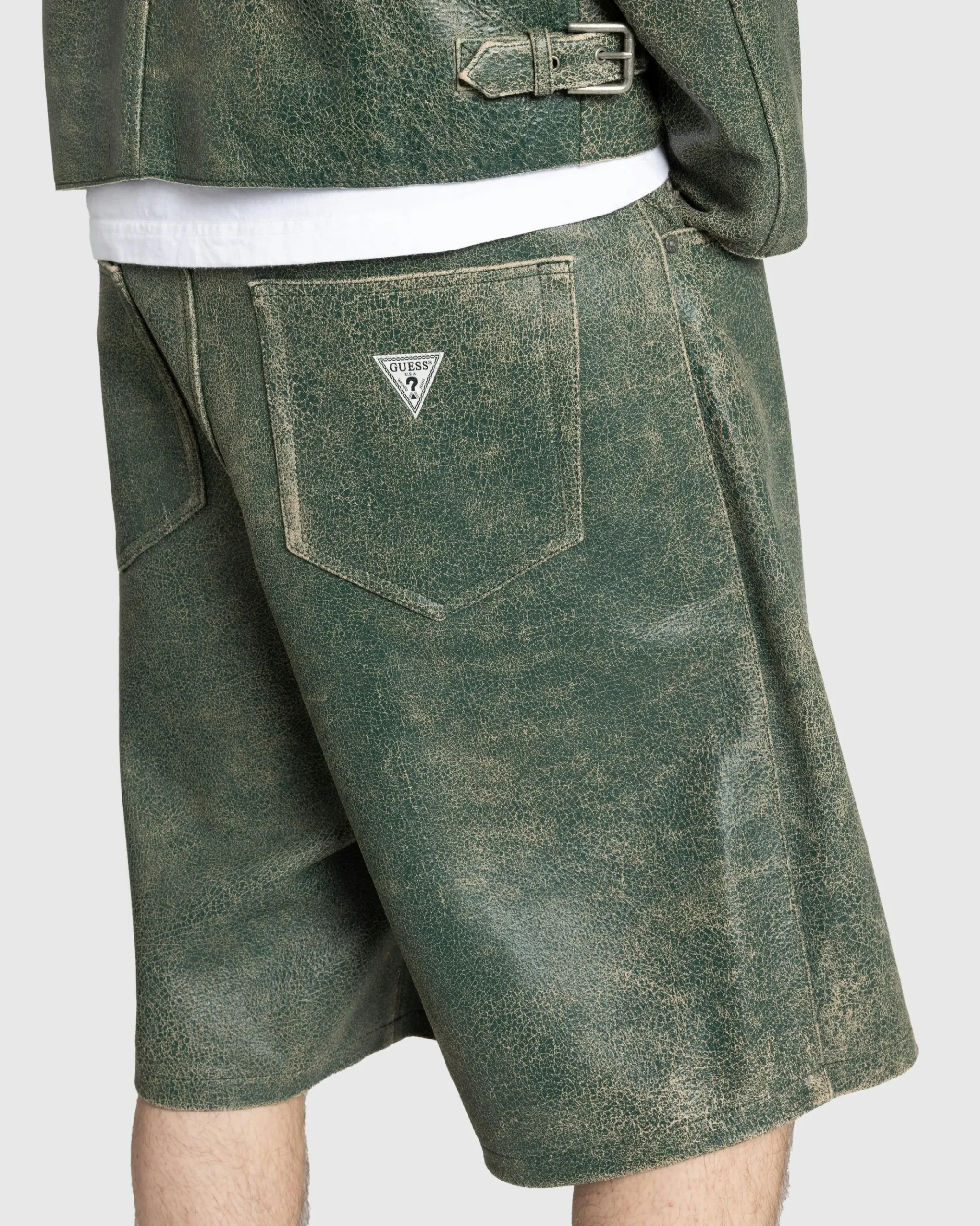 Sale Guess USA Crackle Leather Shorts Castle Green Multi f8kf