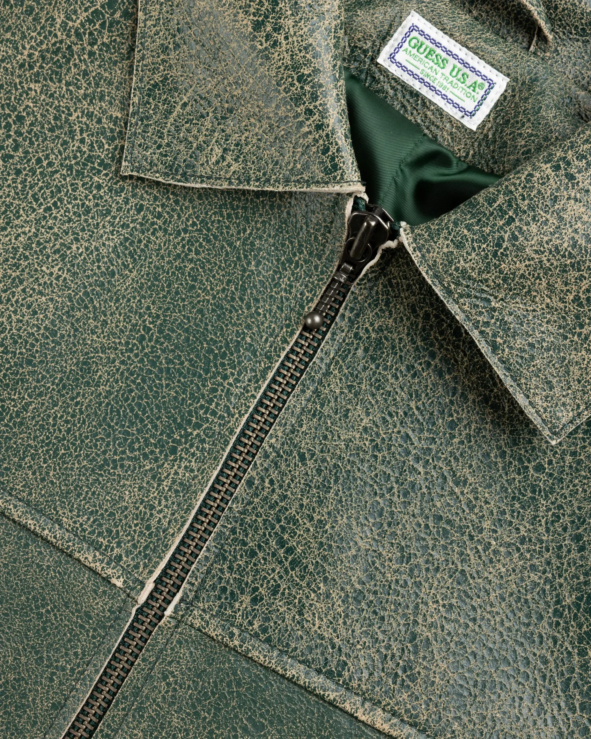 Hot Guess USA Crackled Leather Jacket Castle Multi green