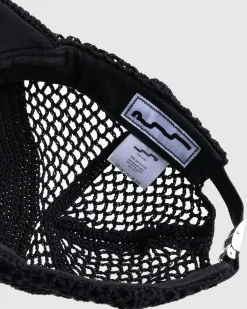 Store SSU Crochet Trucker Hat black