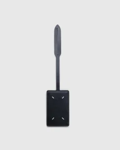 Store Maison Margiela Four Stitches Luggage Tag black