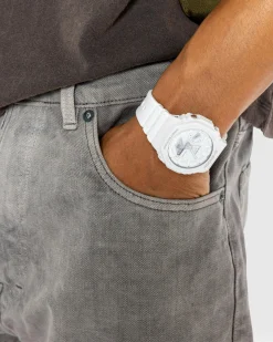 Store Casio G-Shock GA-2100-7A7ER Classic white