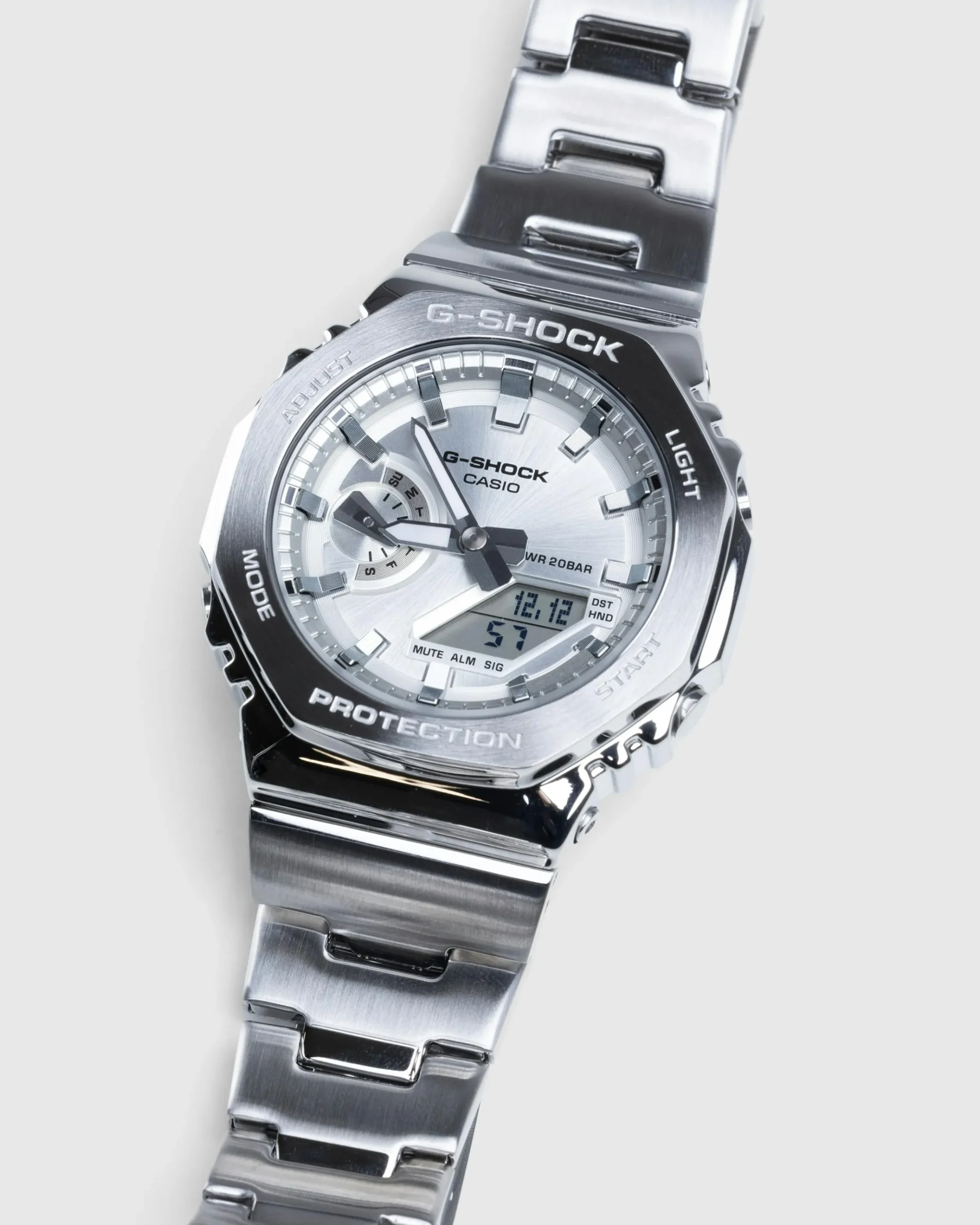 Best Casio G-SHOCK GM-2110D-7A "Central Cee" silver