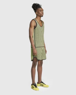 Store adidas Knit Shorts Semi Frozen Yellow/Night Brown semifrozenyellow/nightbrown