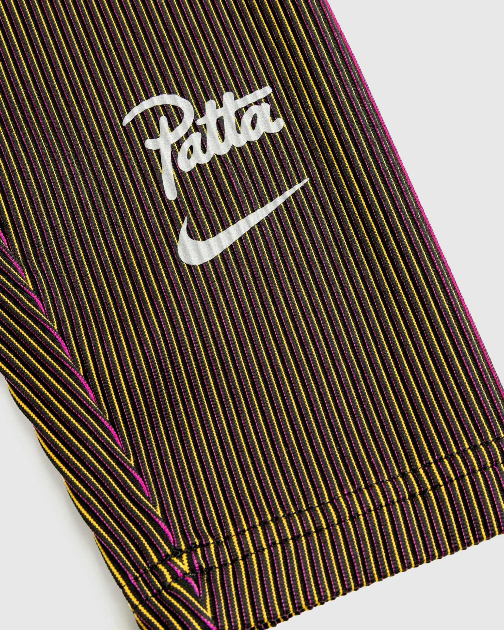 Best Nike Leggings /Sundial fireberry