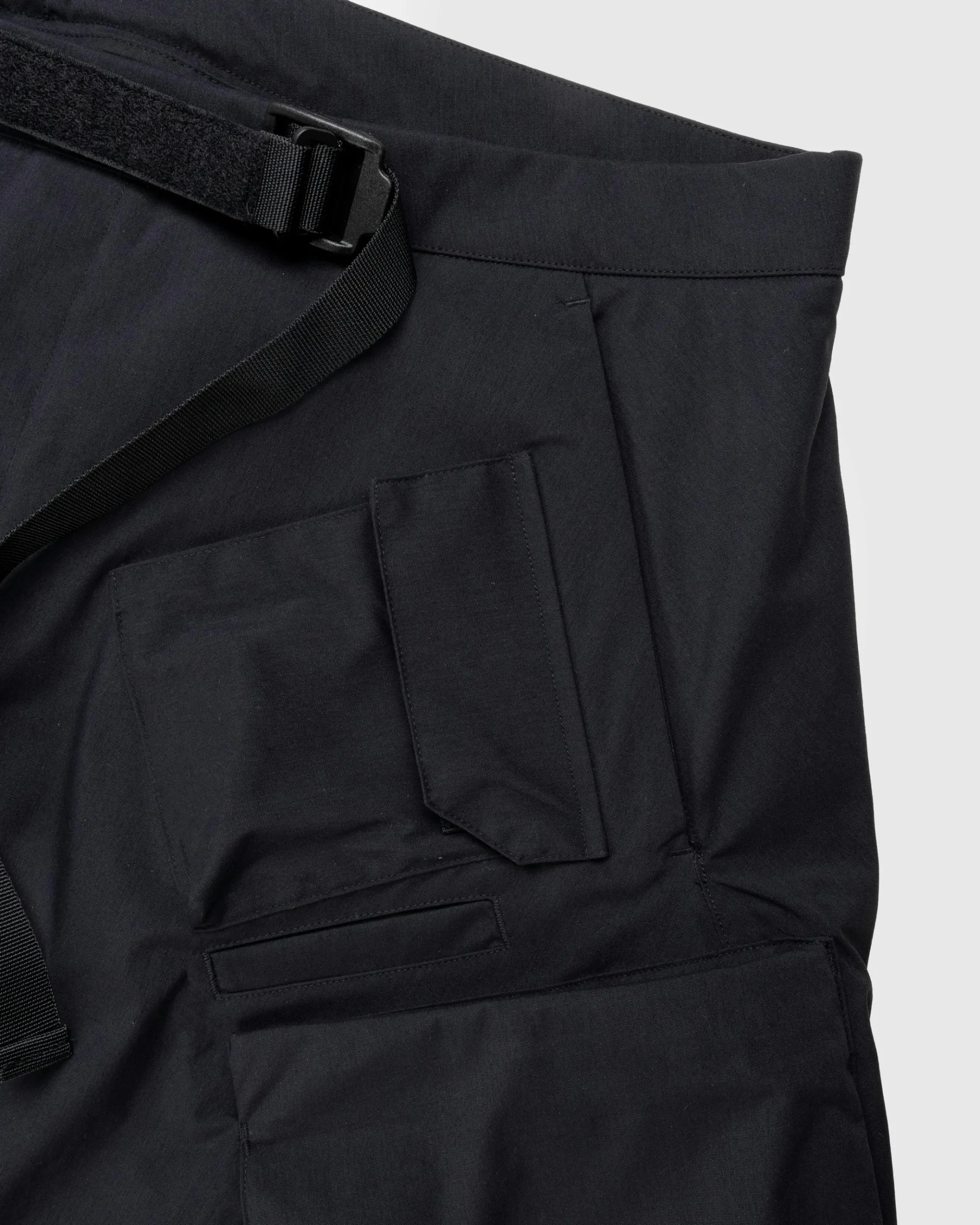 Sale ACRONYM Pants P30AL-E black