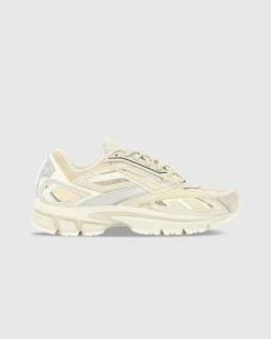 Discount Reebok LTD Premier Road Ultra neutral