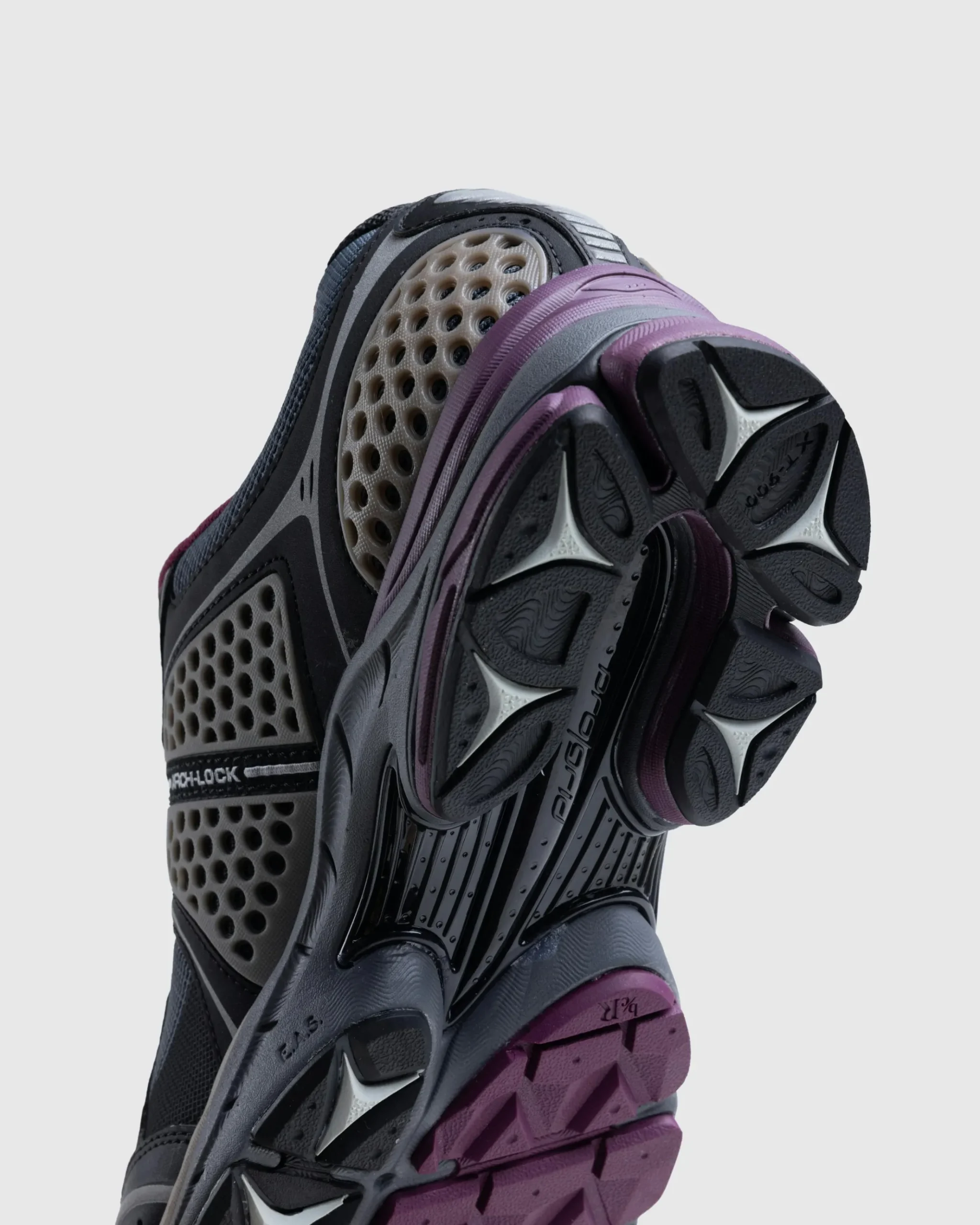 Outlet Saucony ProGrid Triumph 4 Dark Grey/Plum darkgrey/plum