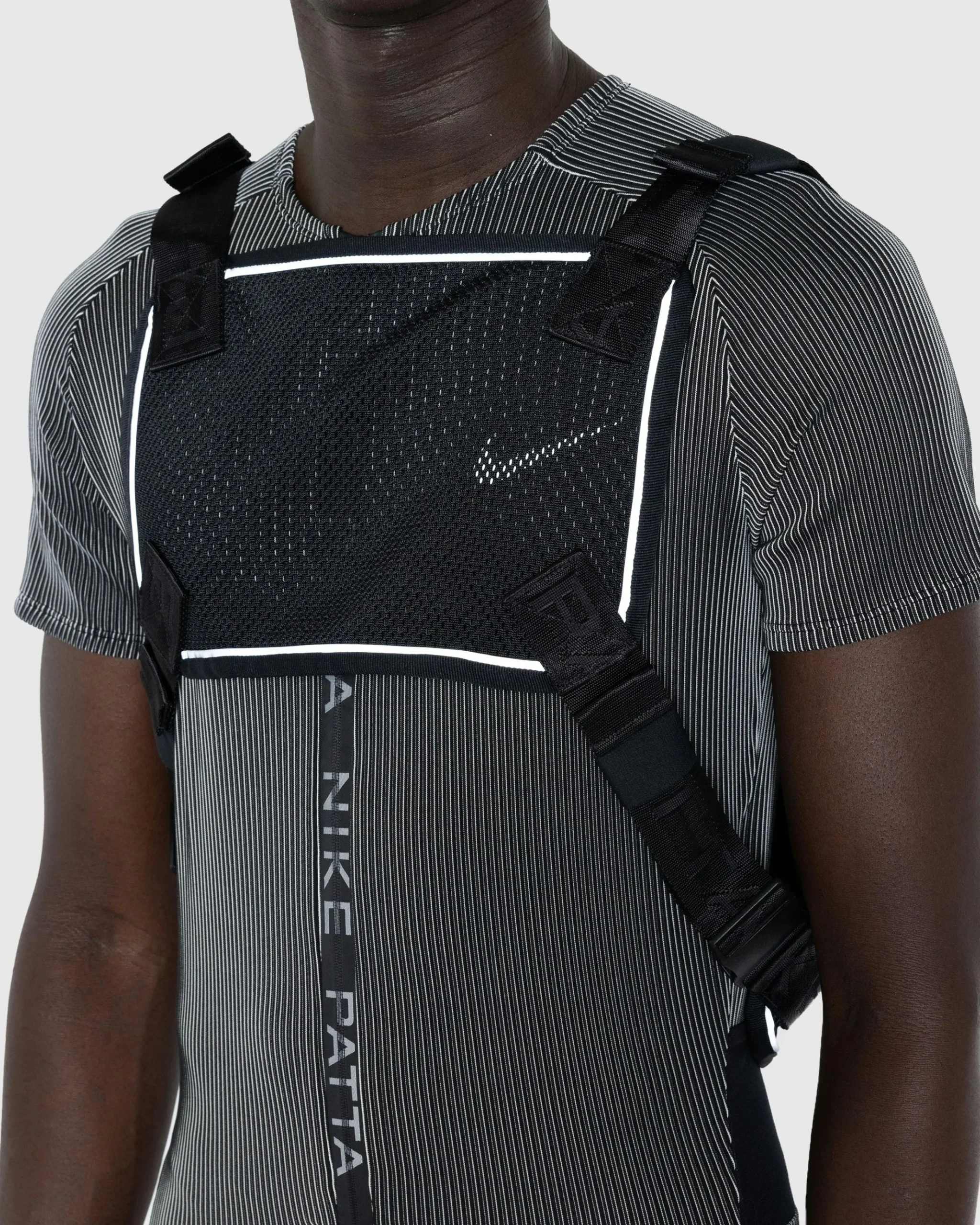 Cheap Nike Rig Vest black