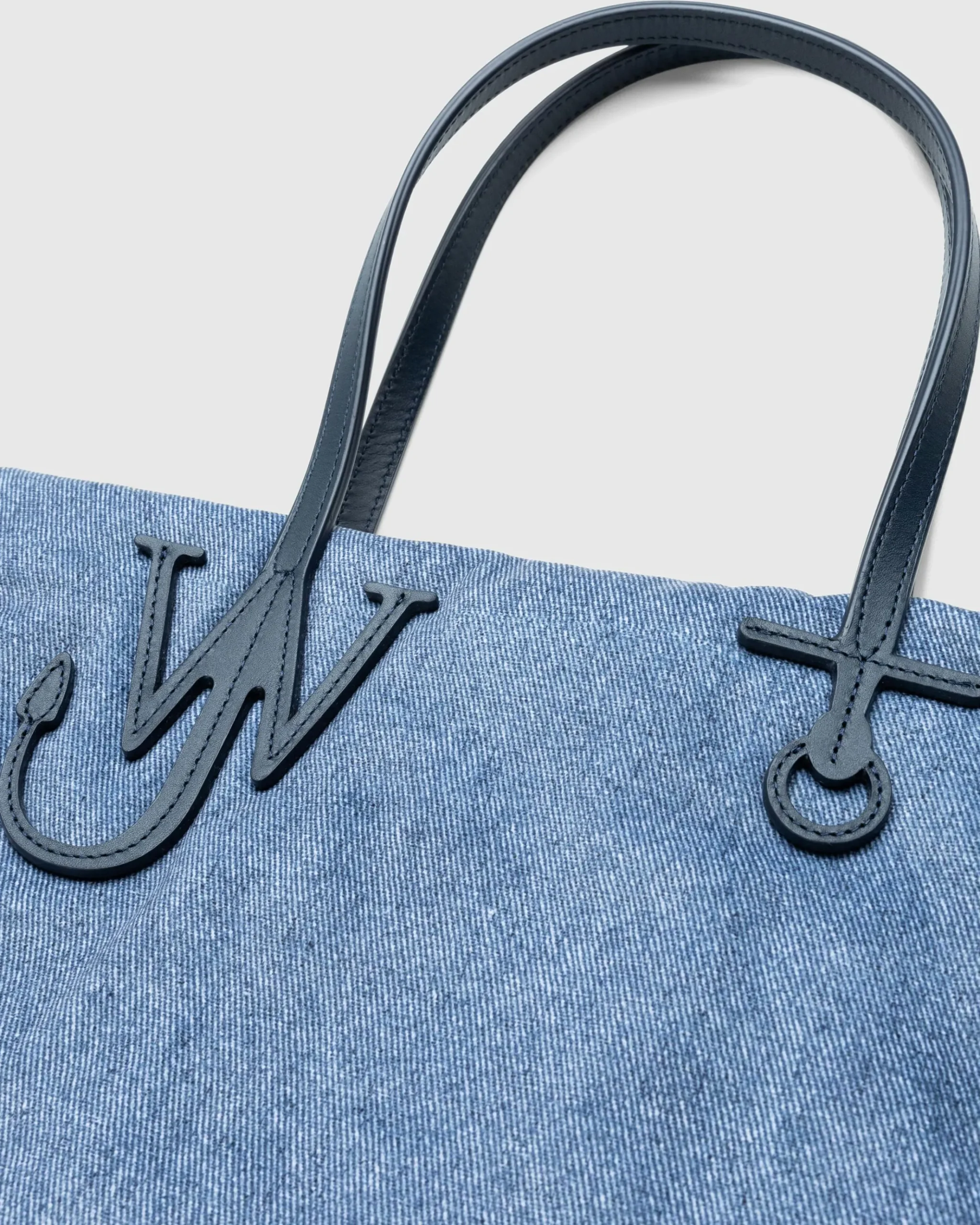 Fashion J.W. Anderson Small Puffy Anchor Tote blue