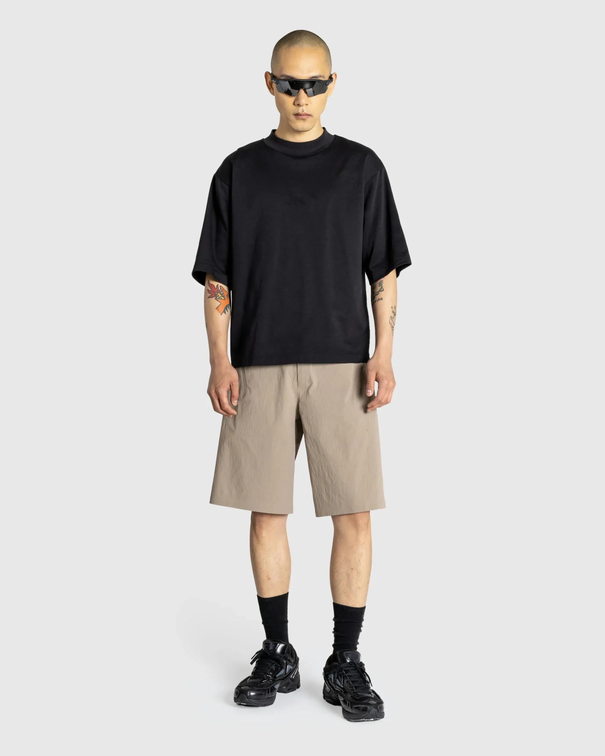 Shop Arc’teryx Veilance Spere LT Short soil