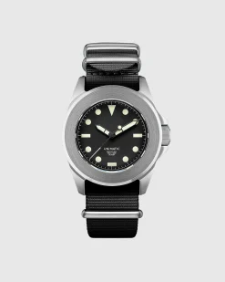 Shop Unimatic U4 Classic UC4 black