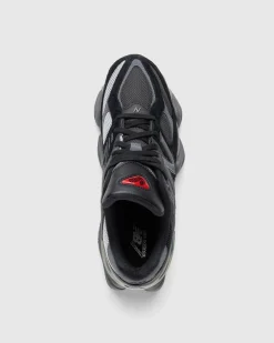 Clearance New Balance U9060BLK black
