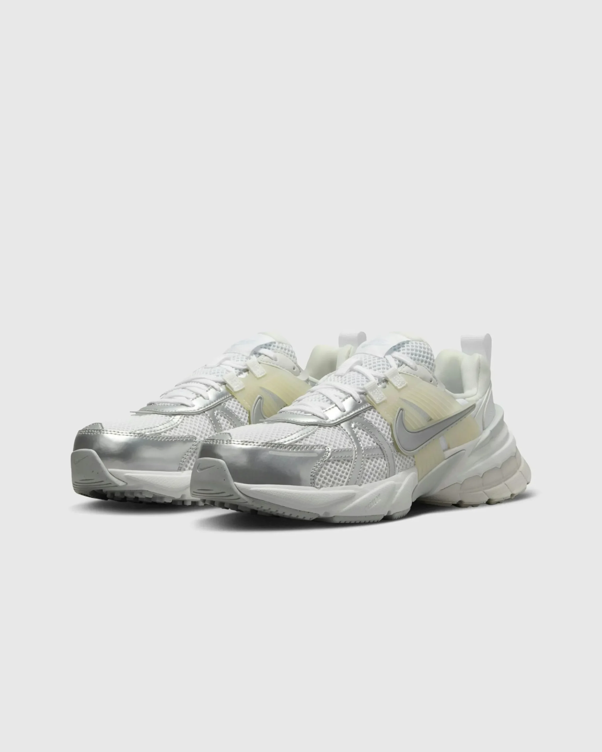 Cheap Nike V2K Run White/Metallic Silver-Platinum Tint white/metallicsilver-platinumtint