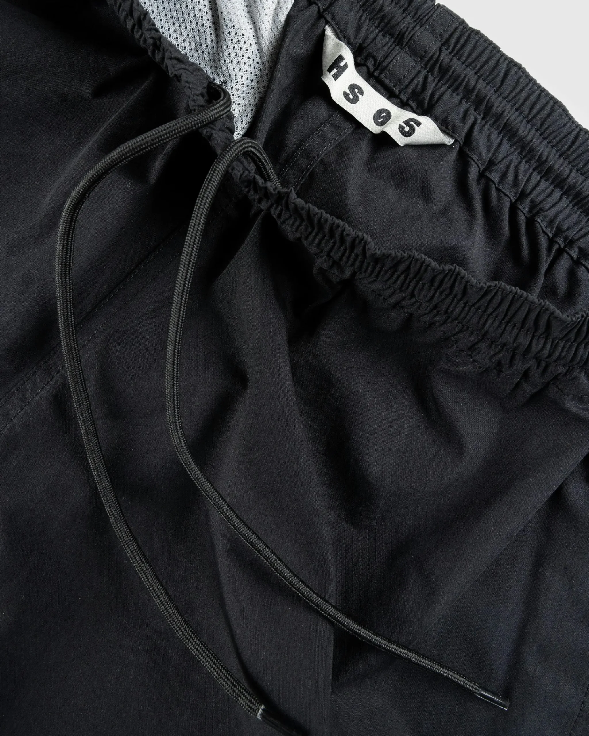 Cheap Highsnobiety HS05 Water-Repellent Shorts black